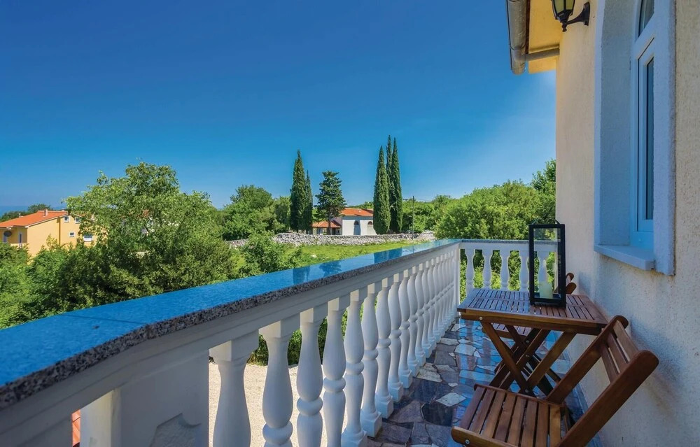 Beautiful Home in Barusici With Wifi and 3 Bedrooms