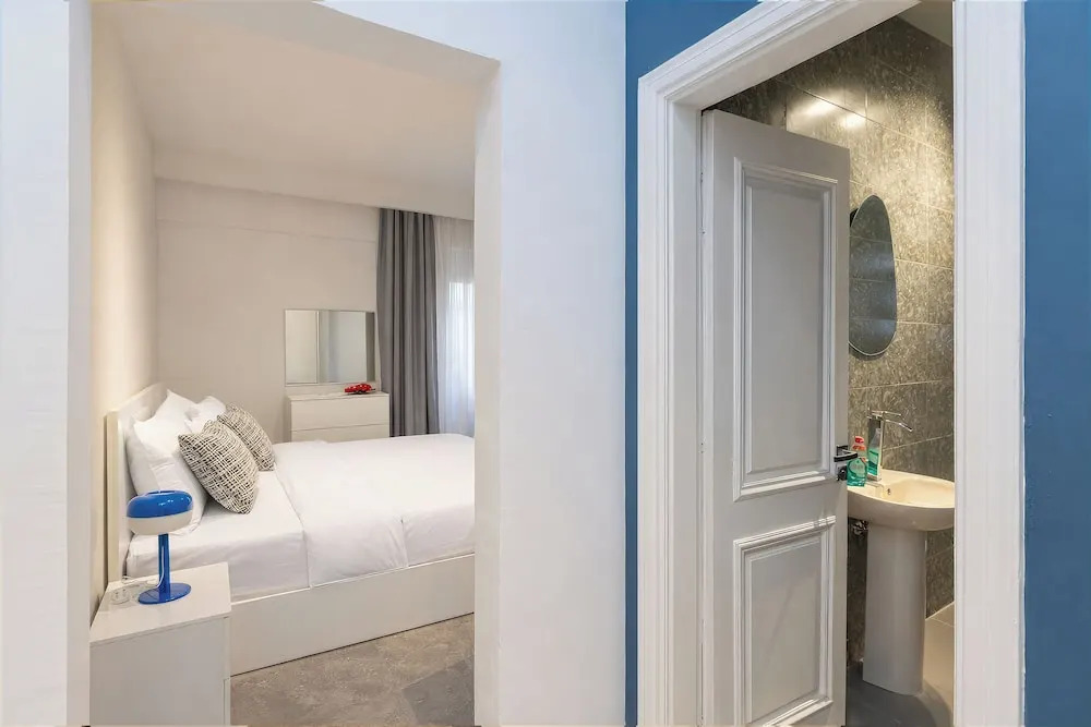 Host Prime Boutique hotel 25