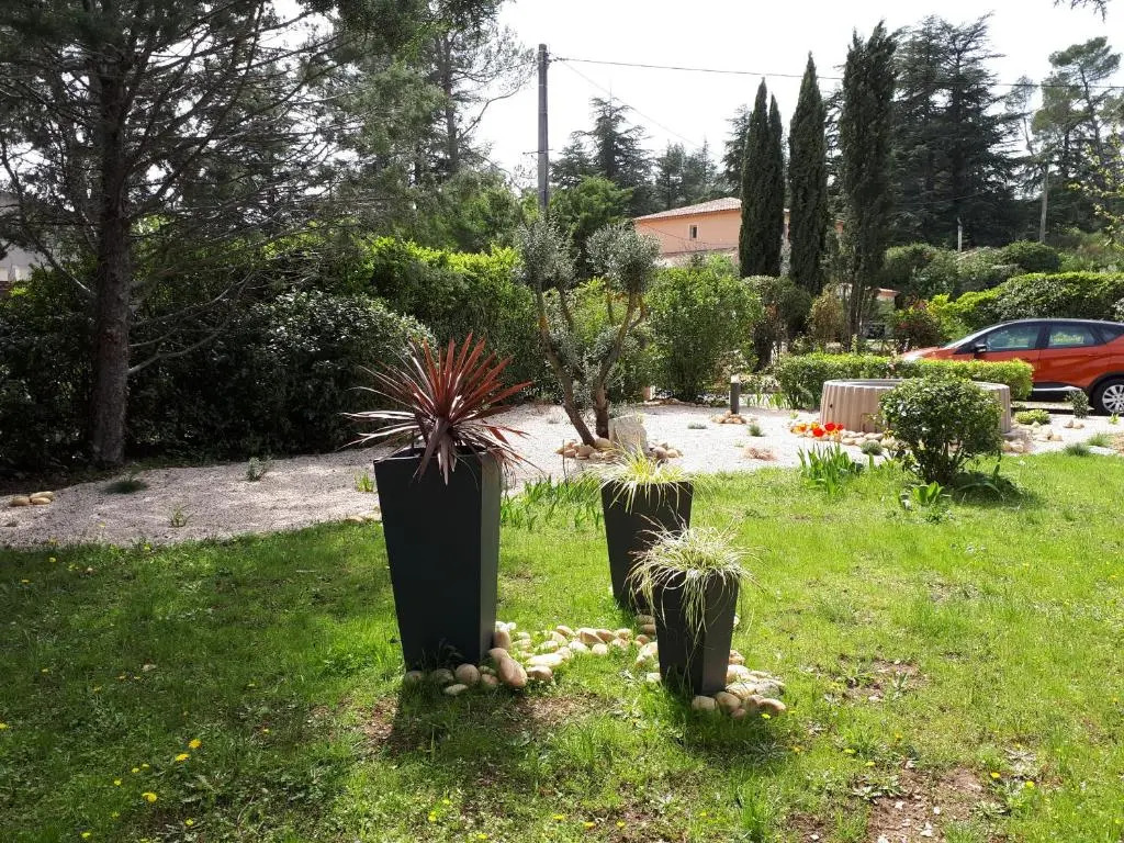 Les Coronilles