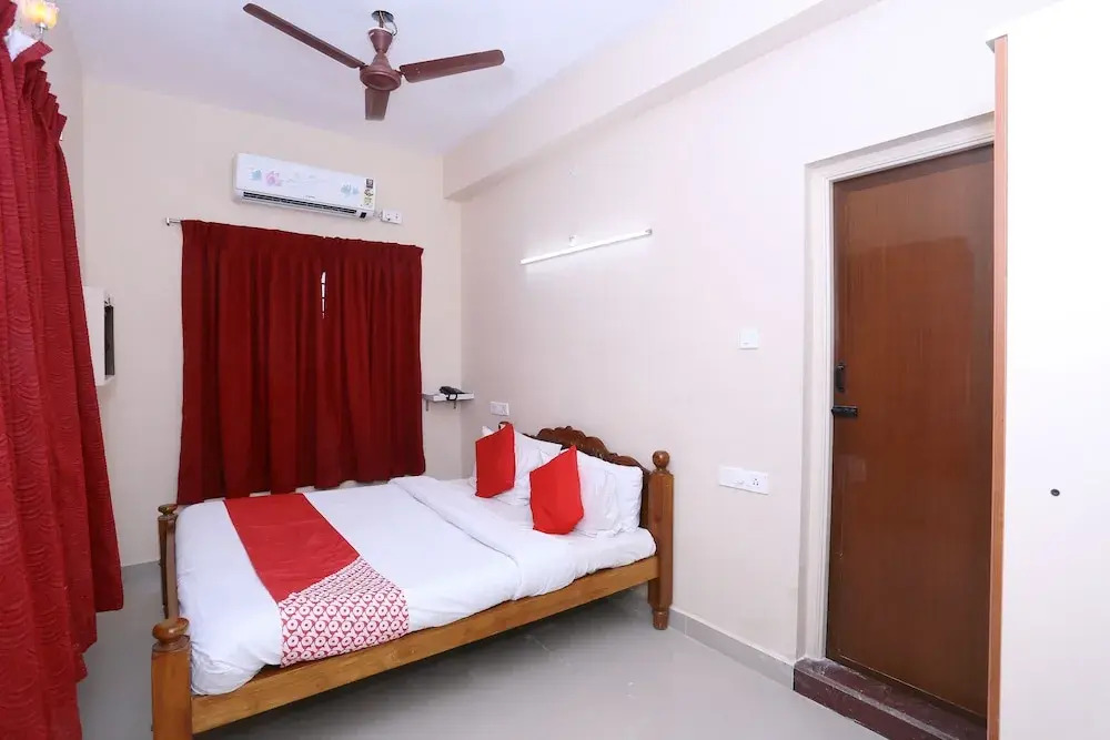 Vishaal Hotel by OYO Rooms