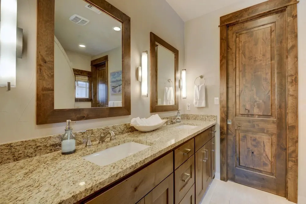 Spacious House At The Reserve At Lake Travis 3 Bedroom Home