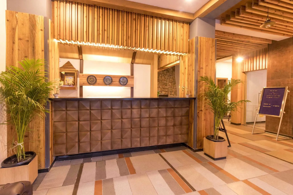 The Regal Hotel & Lounge