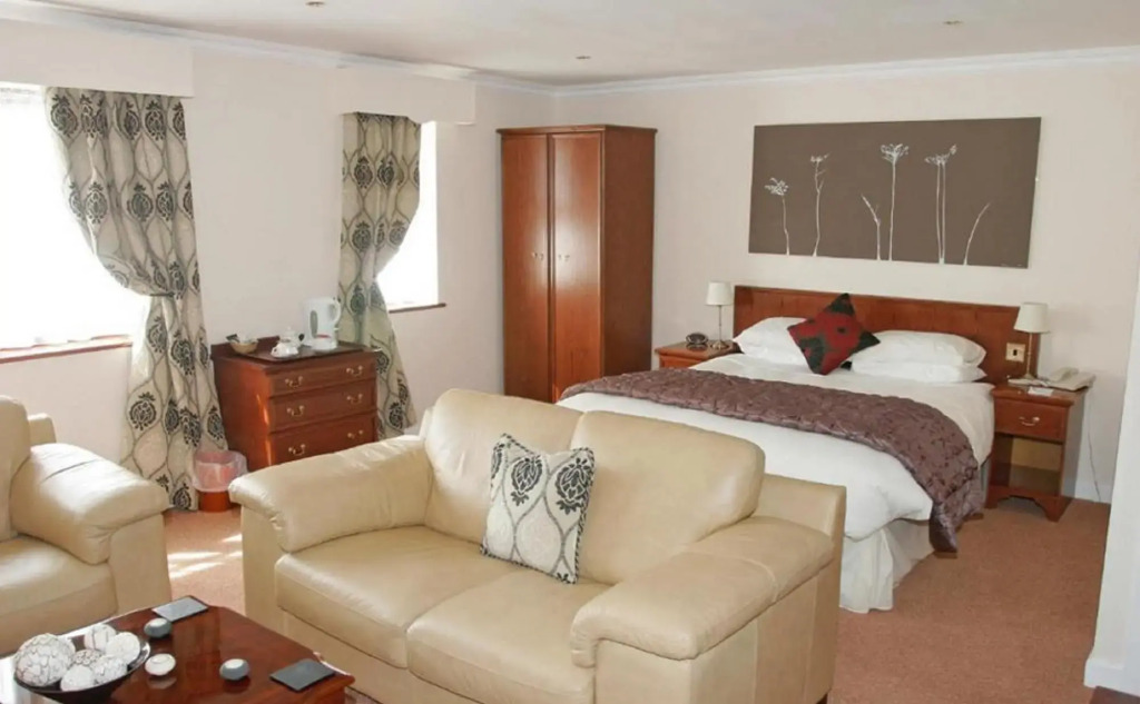 Beaufort Park Hotel