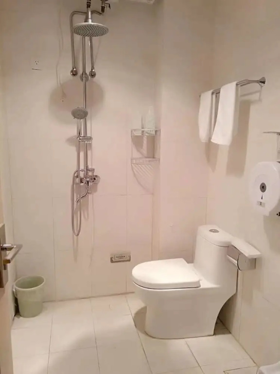 Wuhan Loving Home Apartment