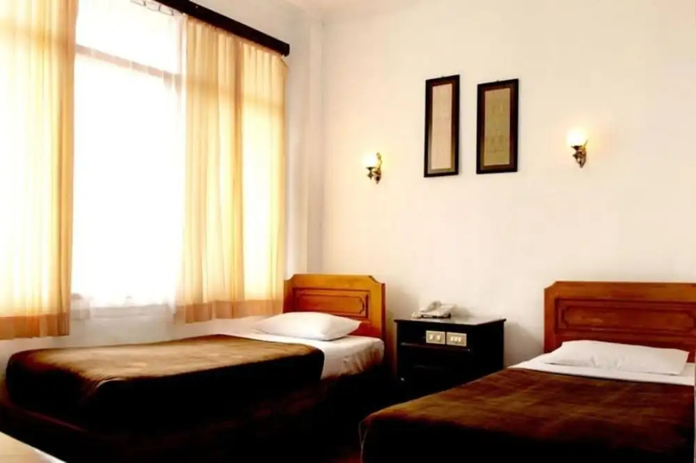Hotel Ambun Suri