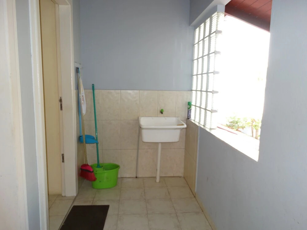 Apartment 2D with 1 Suite & View - 235