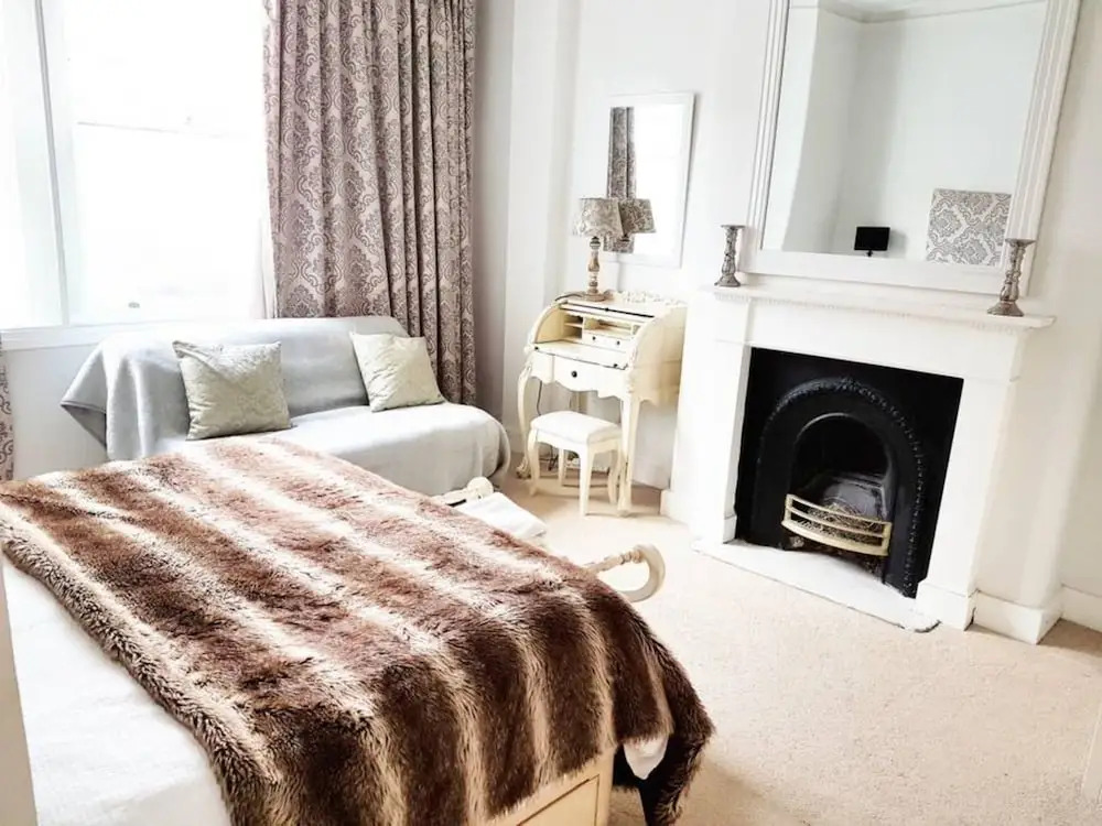 Beautiful Battersea 2 Bedroom Garden Flat