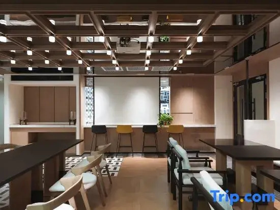 Guipu Art Hotel (Nanjing University of Science and Technology Sun Yat-sen's Mausoleum Area)