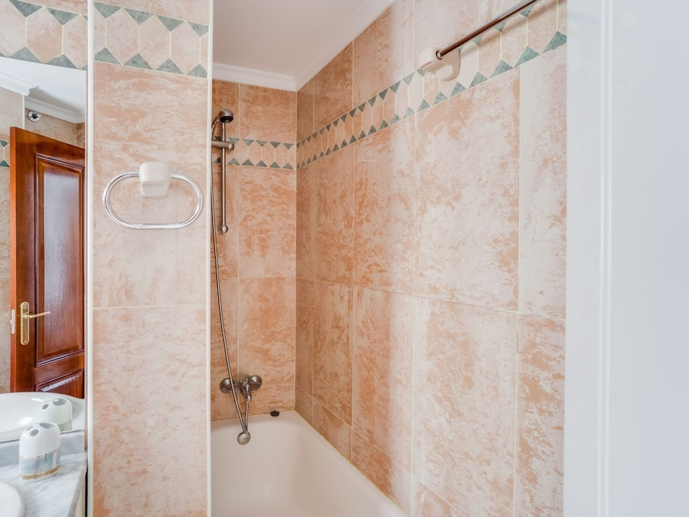Elegant Apartment in Llanes near Sea