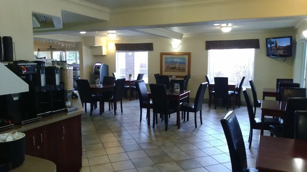 Canalta Hotel Brooks