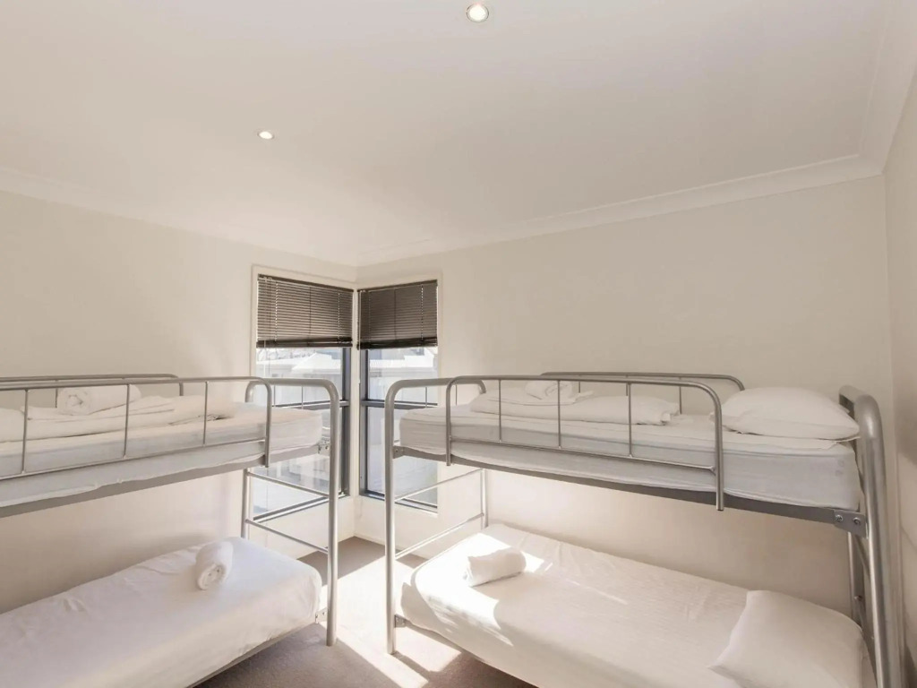 Northstar 1 of 17 Kirwan Close