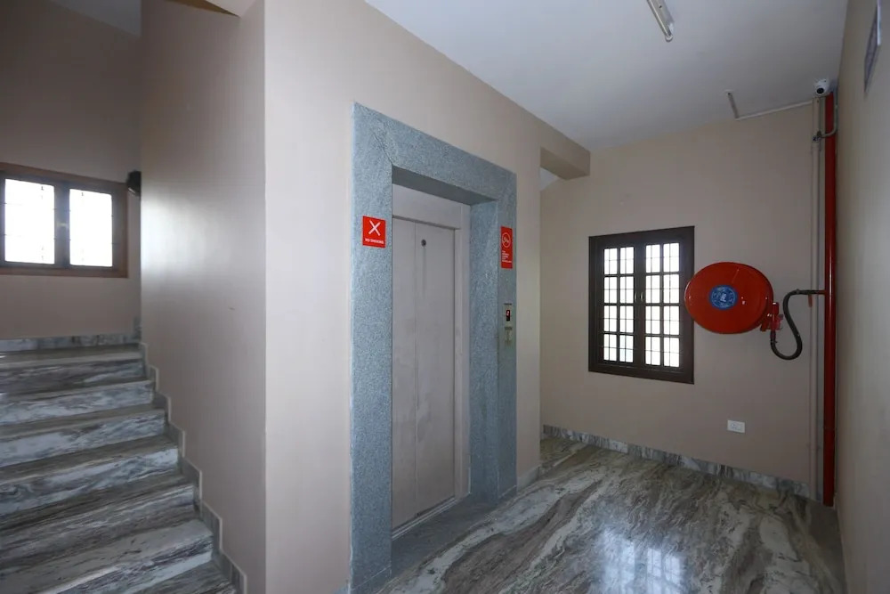 OYO 9785 Home Spacious 3BHK Rock Beach