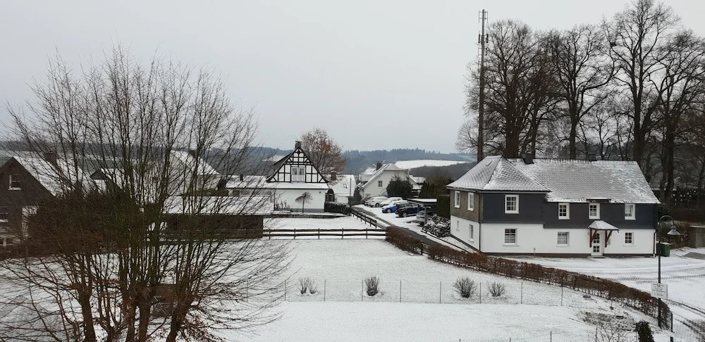 Zur Fredeburg