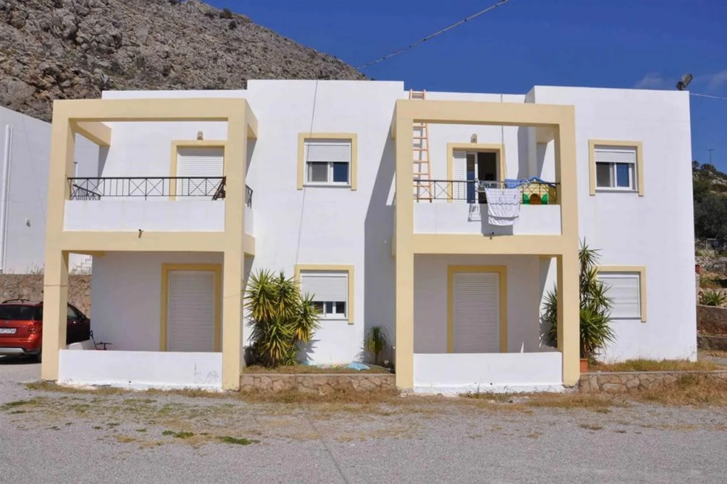 Marianthi Studios & Apartments