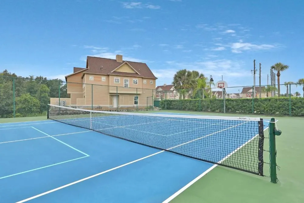 Very Near Disney 3 Bd Condo Walmart 1 min Away