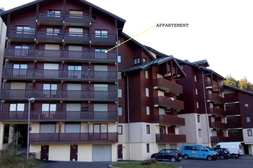 Au Pied des Pistes B31, Chaleureux studio 4 pers, vue sur la vallée imprenable avec WIFI, DRAPS NON COMPRIS