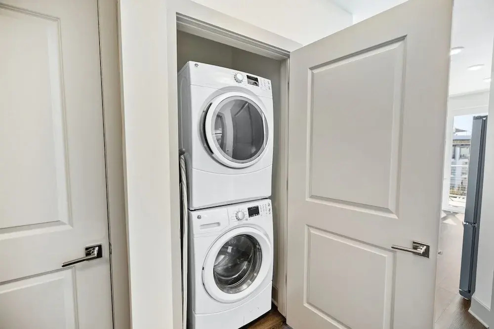 The Pointe 344 2 Bedroom Condo by RedAwning