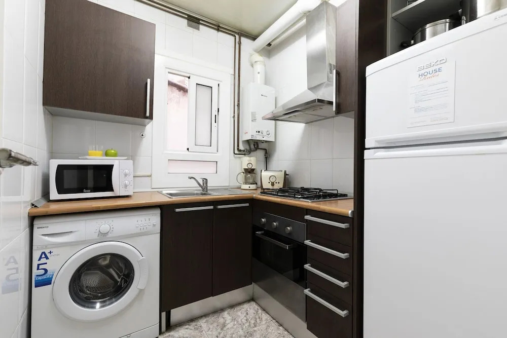 AB Eixample Viladomat Apartments
