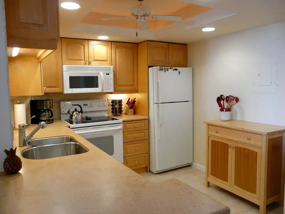 South Seas Tower 1-307