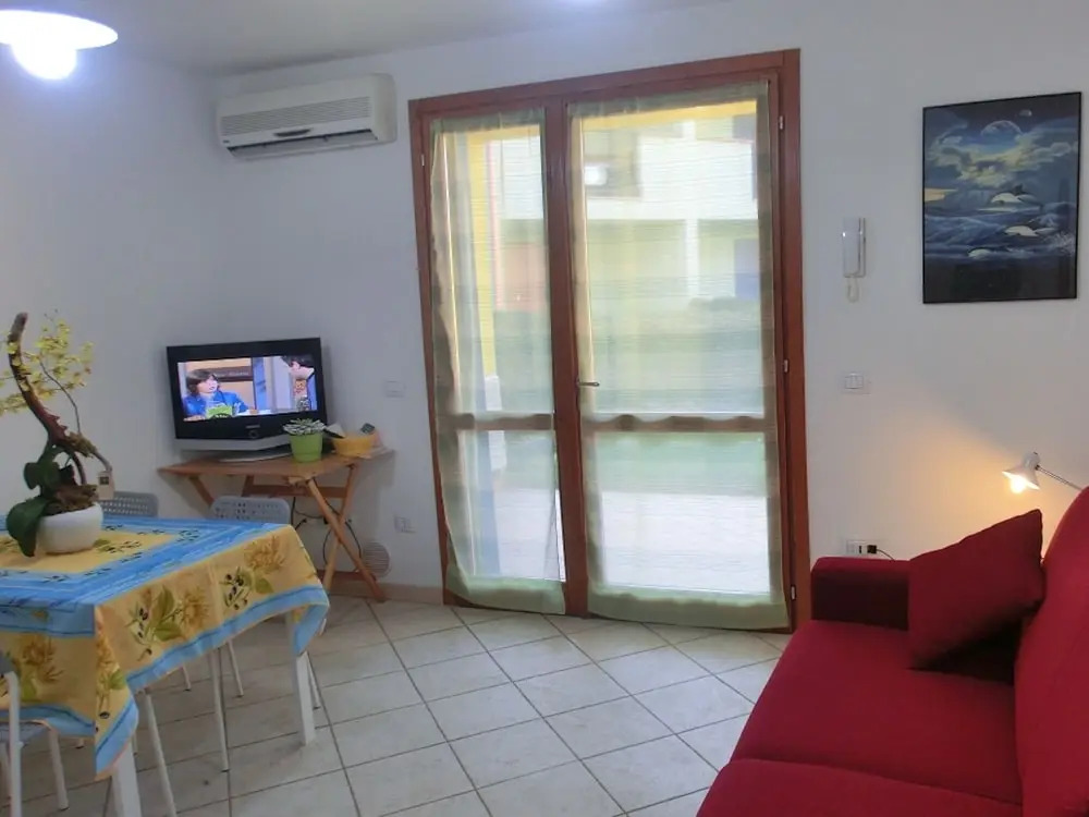 Very Nice Studio With Private Garden and Swimming Pool by Beahost Rentals