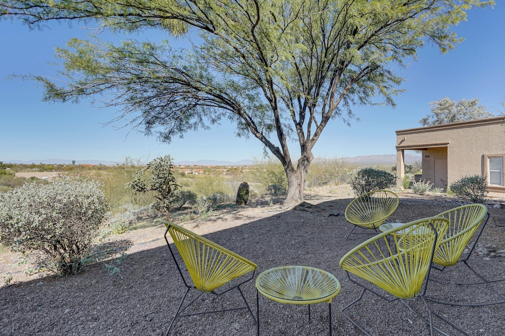Private Golf Cart! 55-plus Green Valley Getaway