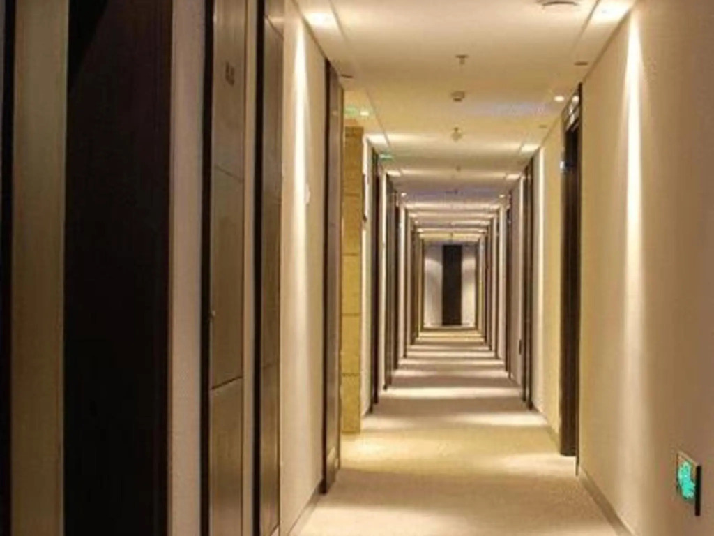 Qingdao Housing International Hotel