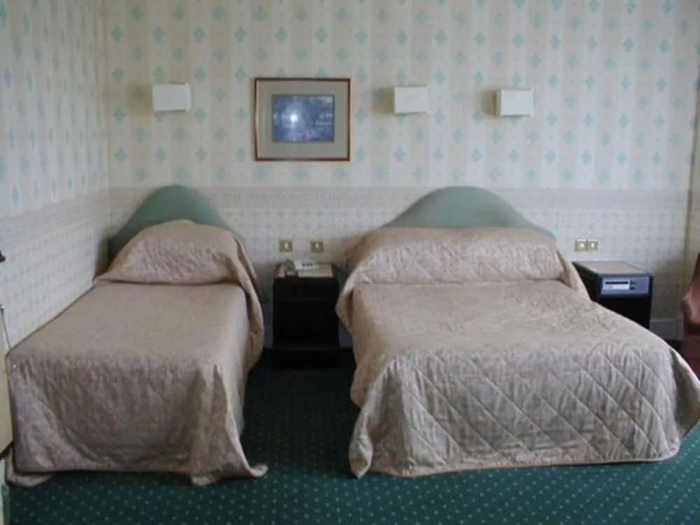 Glen Usk Hotel