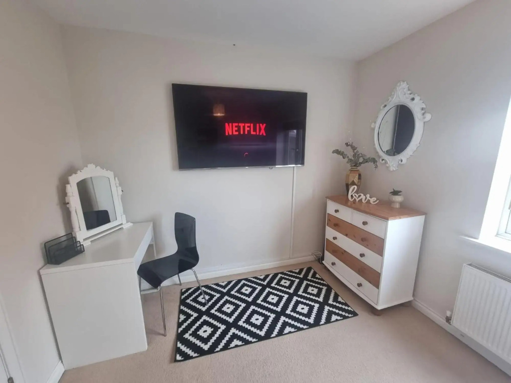 Caspian House - 4 Bedrooms