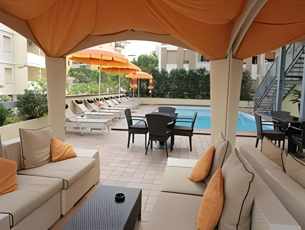 Hotel Ambassador