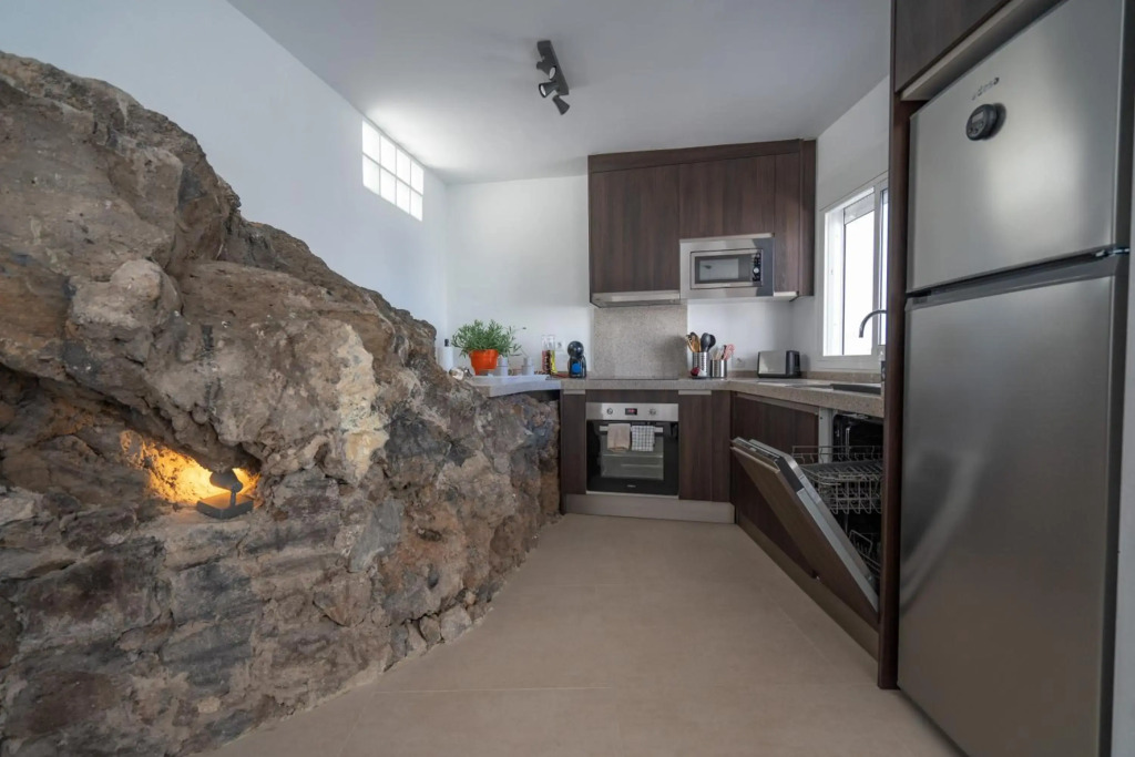 Unique house with cave by the sea with private terrace