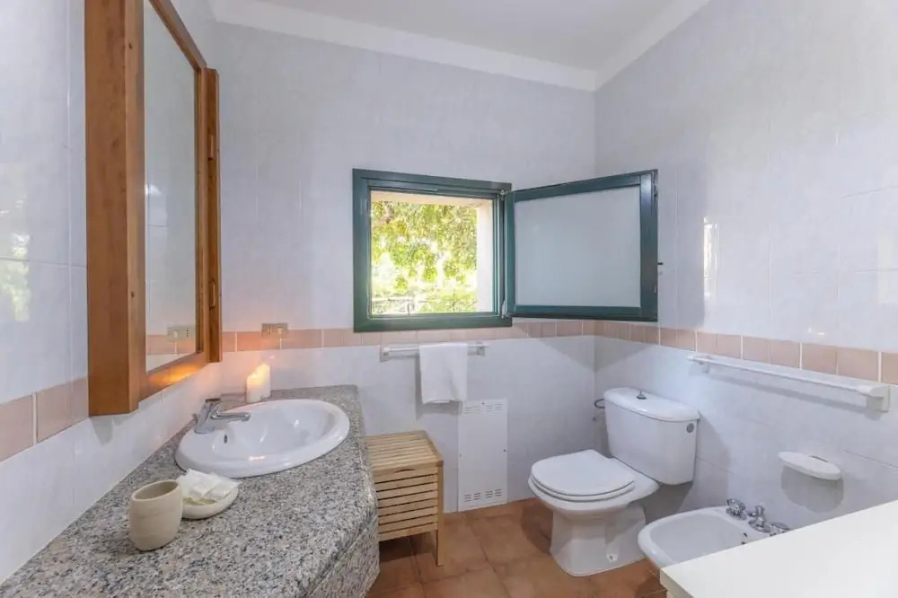 Quaint Residence I Mirti Bianchi 2 Bedroom Apartment Sleeps 6 -trilo 6