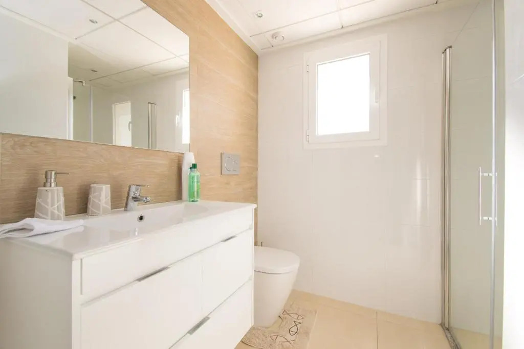 059 Luxury Bungalow - AC/WIFI