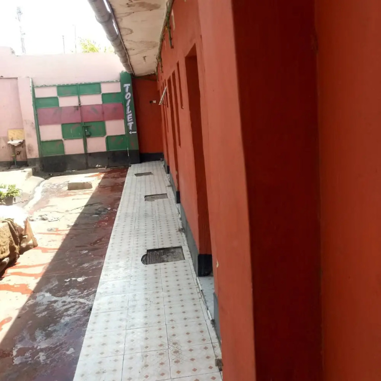 Josmark Hotel