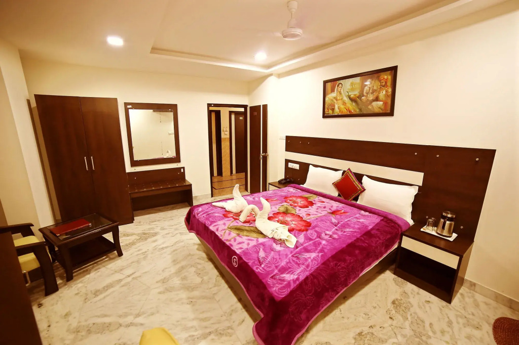 Hotel Royal Dezire Udaipur