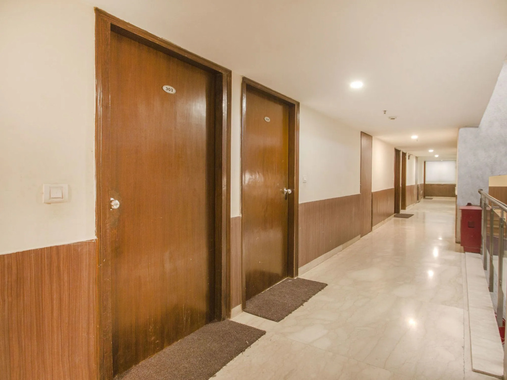 OYO Rooms Begumpet Railway Station