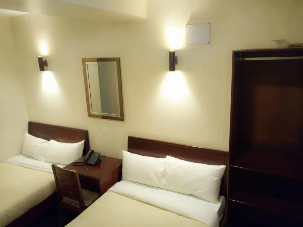 Shangri-La Fortune Hotel