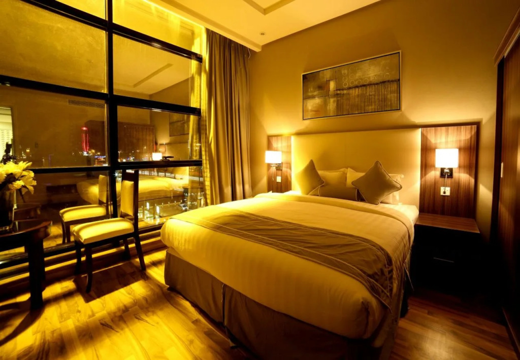 Thwary Apartments