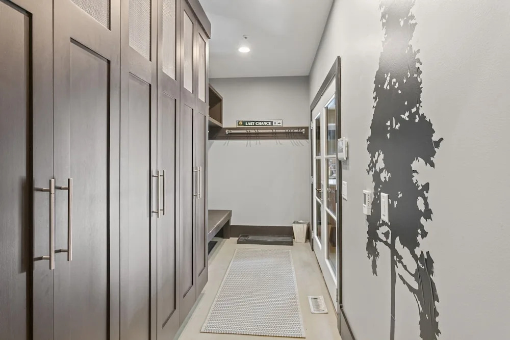 6977 Silver Lake Drive - 5 Bedroom Private Home with Hot Tub by Deer Valley Resort