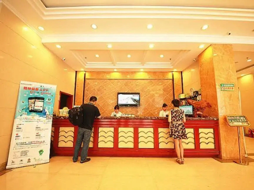 GreenTree Inn Liaoning Dalian Railway Station Expr