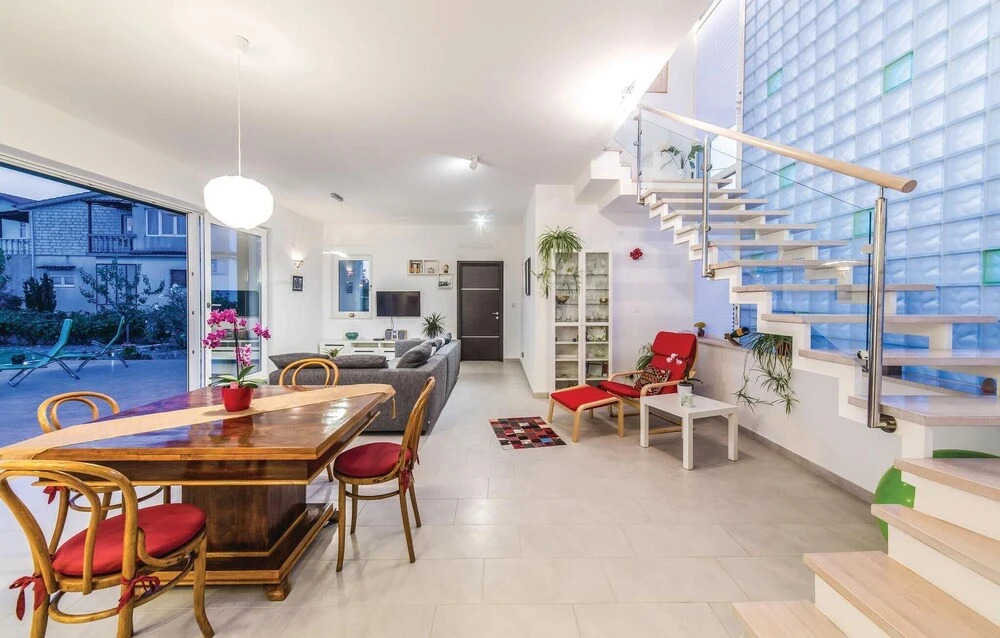 Stunning Home in Kastel Stafilic With Wifi and 3 Bedrooms