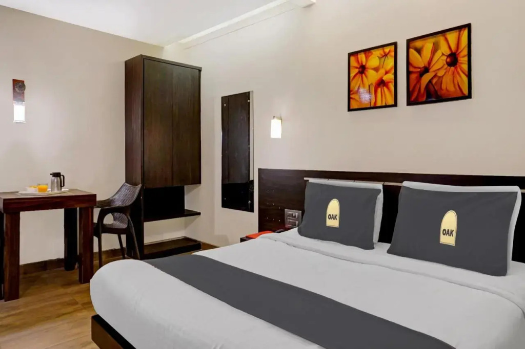 Omkar Executive