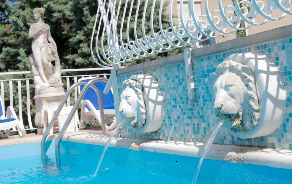 Hotel Trevi