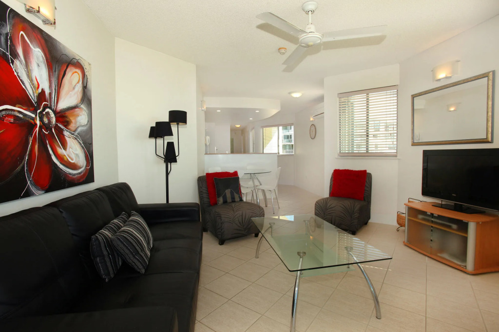 Malibu Apartments