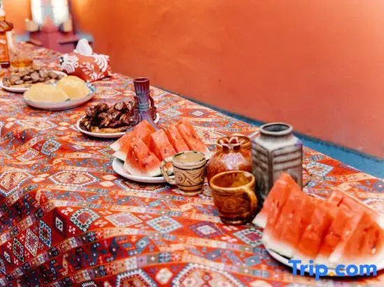 Kashi Old Town Laleh Palace Beautiful Stay