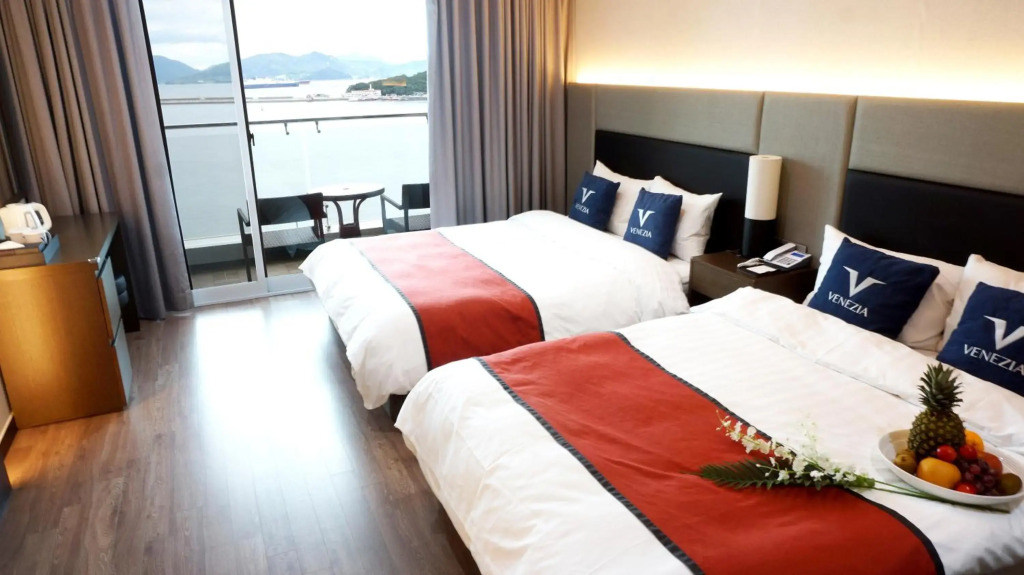 Venezia Hotel and Suite