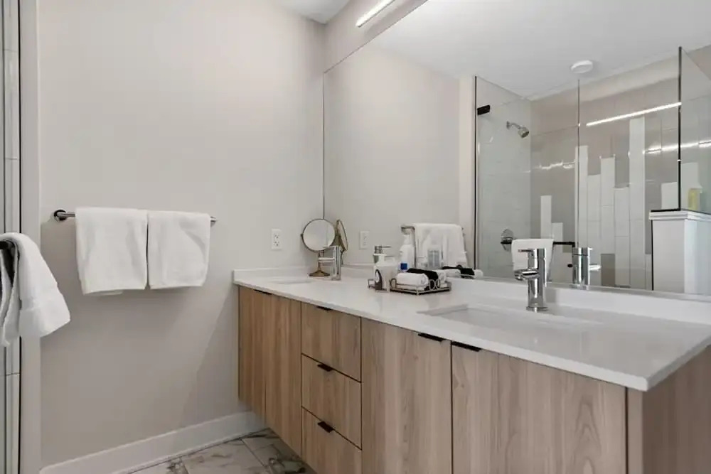 Unforgettable Stay High End 2BR Easy City Access