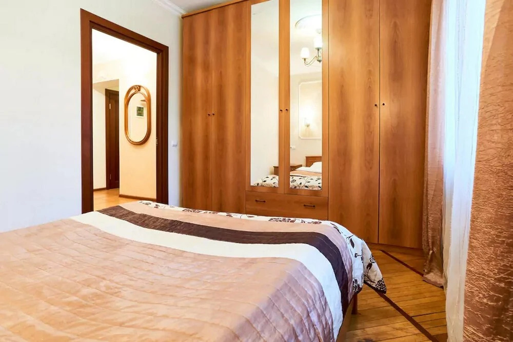 Апартаменты Home-Hotel, ул. Спасская, 25-17