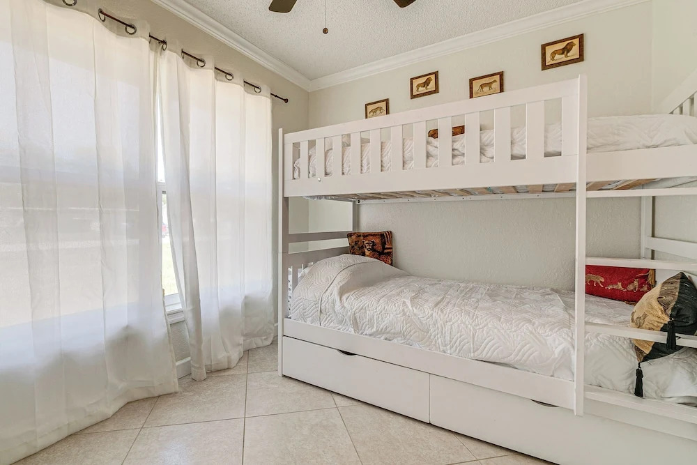 Heated Pool & Dog-friendly Yard! Spring Hill Home