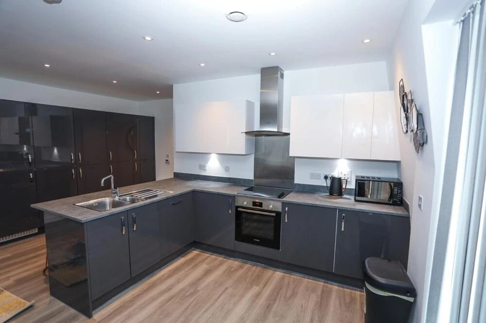 Immaculate 2-bed Apartment in London
