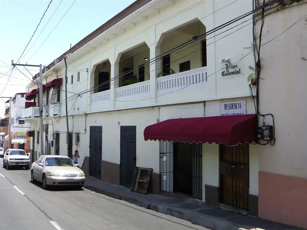 Class Colonial Aparta Hotel